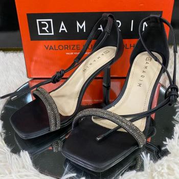 Sandália Ramarim  Feminina Salto Fino com Amarração Preta 2527202 48889