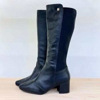 Bota Ramarim Feminina 2657105 Couro Cano Alto Preta 50967