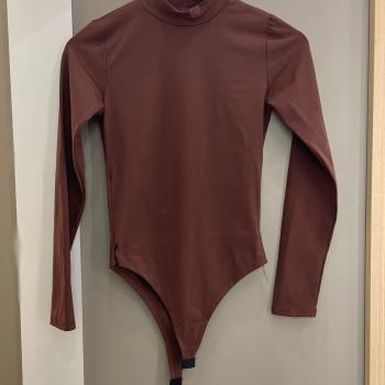Body Feminino Gola Alta Manga Longa Juju 51293