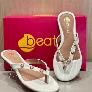 Sandalia Beatriz Rasteira Feminina Off  White 241200 50313 166