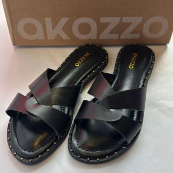 Sandalia Rasteira Akazzo Com Detalhes em Esferas Preta 266HE 51017