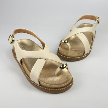 Sandalia Papete Ramarim Feminina Off White C/Detalhe Metalico Dourado 2644204 51954