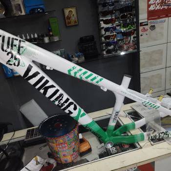 QUADRO 26 DIRT J.TUFF X-25, ALM, BCO/VRD