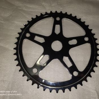 RODA DENTADA GERAL 46D ACO 5 FUROS CROM