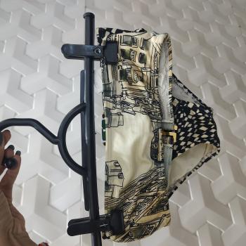 BIQUINI INFANTIL PRETO E OFF WHITE CIDADE E CARRO TAMANHO G - AGUA DE COCO