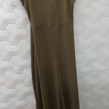 MACACÃO DE ALÇA CANELADO VERDE MILITAR FEMININO TAMANHO M - MARISA