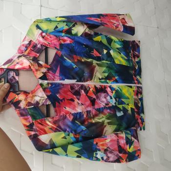 JAQUETA INFANTIL CETIM COLORIDA ESTAMPA GEOMETRICA FEM TAM 38- DONA FLORINDA