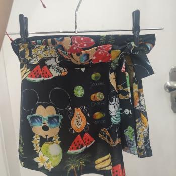 Saia Envelope Curta Estampa Mickey Mouse Tropical Frutas Moda Praia Feminina Tam 8