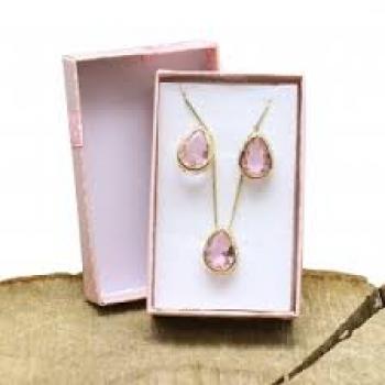 CX. COLAR C/ BRINCO  DOURADO FOLEADO