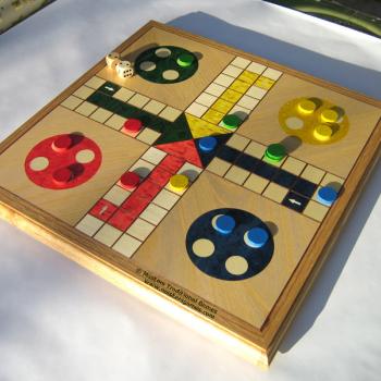 BRINQUEDO LUDO