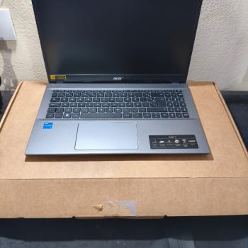 NOTEBOOK ACER I5 12G 8GB SSD256GB TELA 15,6 NOVO
