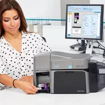 LOCAÇÃO DE IMPRESSORA DE CARTÃO PVC - DUAL