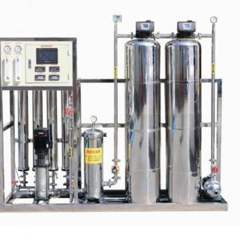 SISTEMA DE OSMOSE REVERSA COM PRÉ TRATAMENTO 2000 LITROS/H