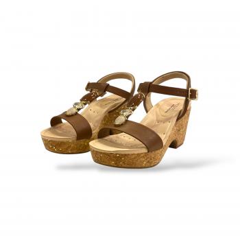 7137.150 Sandália  Modare Avelã