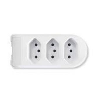 TOMADA BARRA ,TRIPLA BRANCA 2P+T 10A PLUZIE