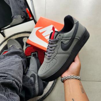 NIKE AIR FORCE 1 GRAFITE/PRETO
