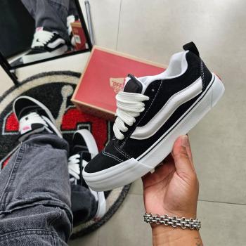 VANS KNU SKOOL PRETO E BRANCO