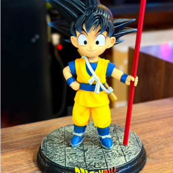 BONECO GOKU