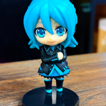 BONECO HATSUNE MIKU CHIBI BLAK