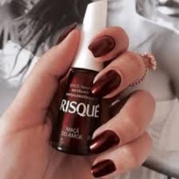 ESMALTE RISQUE 8ML MAÇÃ AMOR METÁLICO