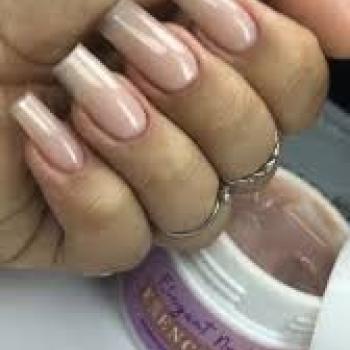 GEL (PIU BELLA) (ELEGANT NUDE) ESSENCIALE  25G (SEMI CONTROL/HARD)