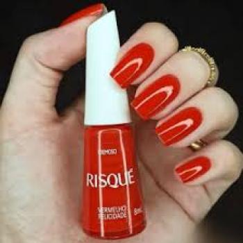 ESMALTE RISQUE 8ML VERMELHO FELICIDADE