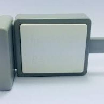 TRINCO BANHEIRO CINZA/BRANCA LOCKWELL LIVRE/OCUPA