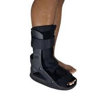 BOTA IMOBILIZADORA BC0648-B M1 CURTA TAM M -MERCUR