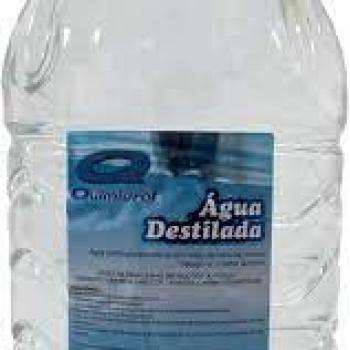 AGUA DEIONIZADA 5 LT L: 056