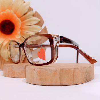 Grife Hagar e Lentes (V.s até 4)