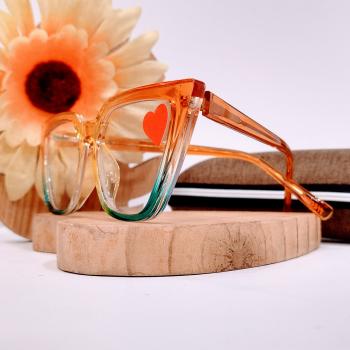 Grife Hagar e Lentes (V.s até 4)