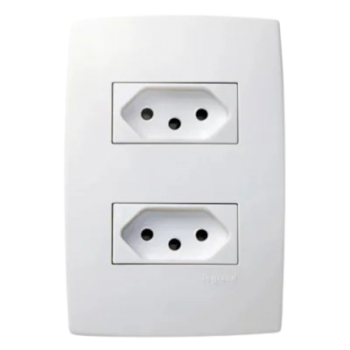 2.TOMADA 10A 2P+T ZEFFIA PIAL LEGRAND.