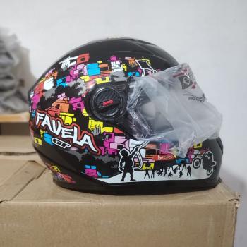 FW3 - CAP GT FAVELA PRETO BRILHANTE N58