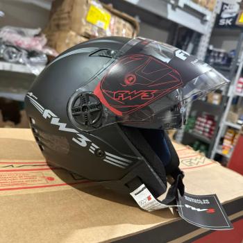 FW3 - CAP X OPEN UP LIMIT PRETO FOSCO N56  (C/ OCULOS INTERNO)