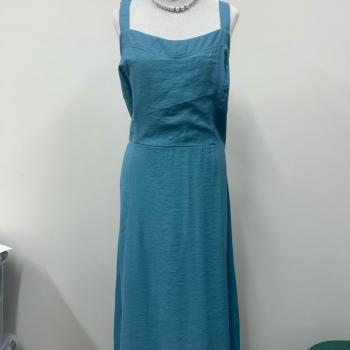 Vestido Midi C Fenda Lateral
