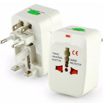 Tomada Universal / Adaptador europeu