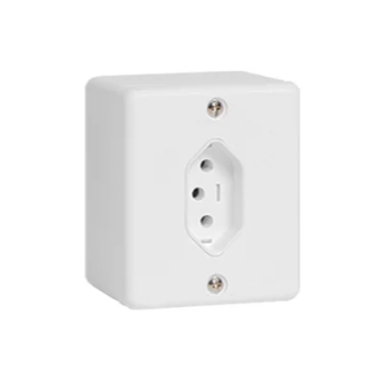 Tomada 10A sobrepor 2P+T branco Ilumi 63140