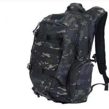 MOCHILA TATICA DEYU A24 45L MULTICAM PRETO