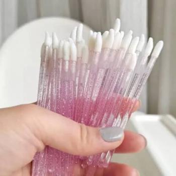 APLICADOR DE BATOM/GLOSS