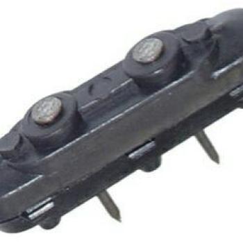 ISOLADOR CLEATS 3 LINHAS C/PREGO