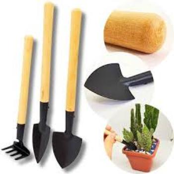 Kit de Jardinagem 3 Pças Metal Cabo de Madeira  17x20x21cm Monaliza