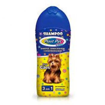 SHAMPOO CONDICIONADOR E DESEMBARAÇADOR PARA CÃES PLAST PET CARE 500ML