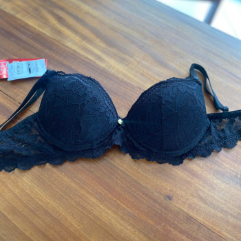 SUTIA FEMINIZE MEIA TAÇA EM RENDA COM BOJO DELICATE