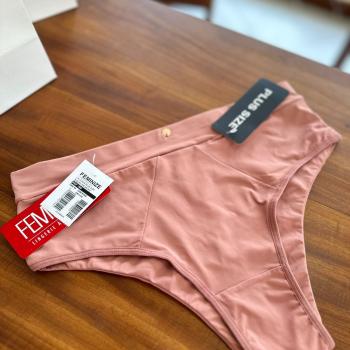 CALCINHA FEMINIZE PLUS SIZE BIQUINE