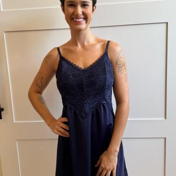 CAMISOLA LIGANETE COM RENDA NO BUSTO E BARRA