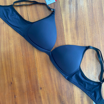 SUTIA CORTININHA COM BOJO SEM ARO