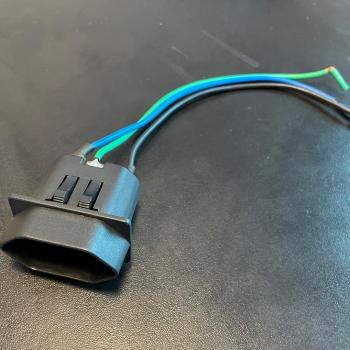 TOMADA 2P+T 10 A/250V C/RABICHO PRETO