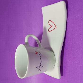 Kit Xícara   Pires 120ml Branca Decorada Amor/Gratidão e Coração