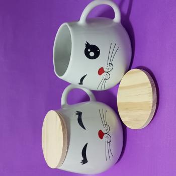 Pote  com Tampa Multiuso 3D 500ml Branca Decorada Gatinha