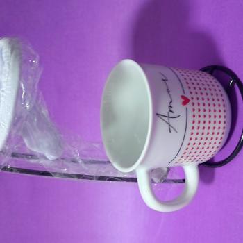 Kit Xícara/Caneca Ágata 200ml Acompanha Coador Branca Decorada Gratidão / Amor